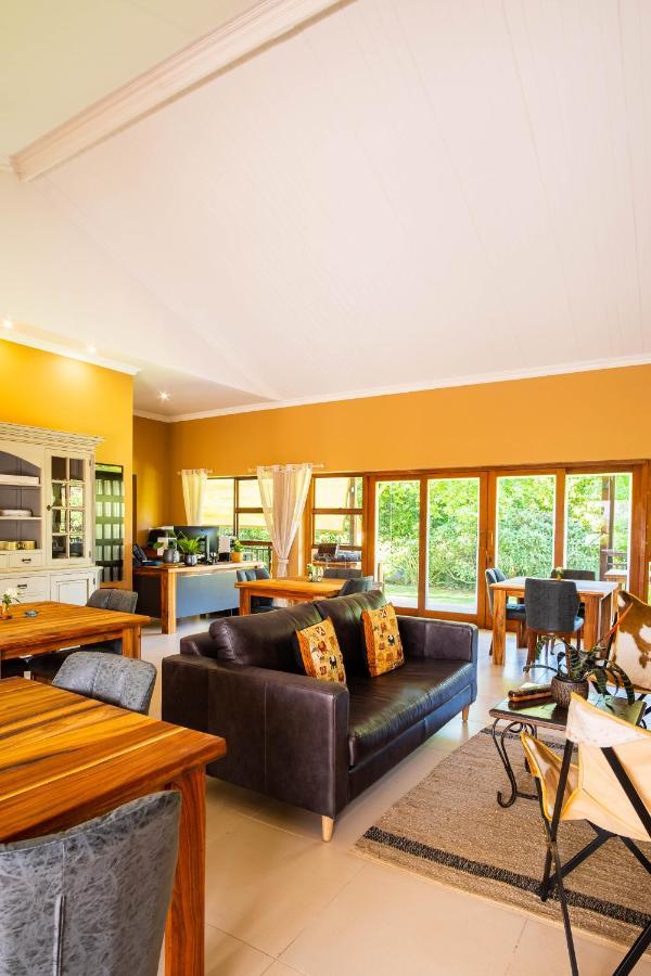 קניסנה Bwhale Guest House B&B מראה חיצוני תמונה