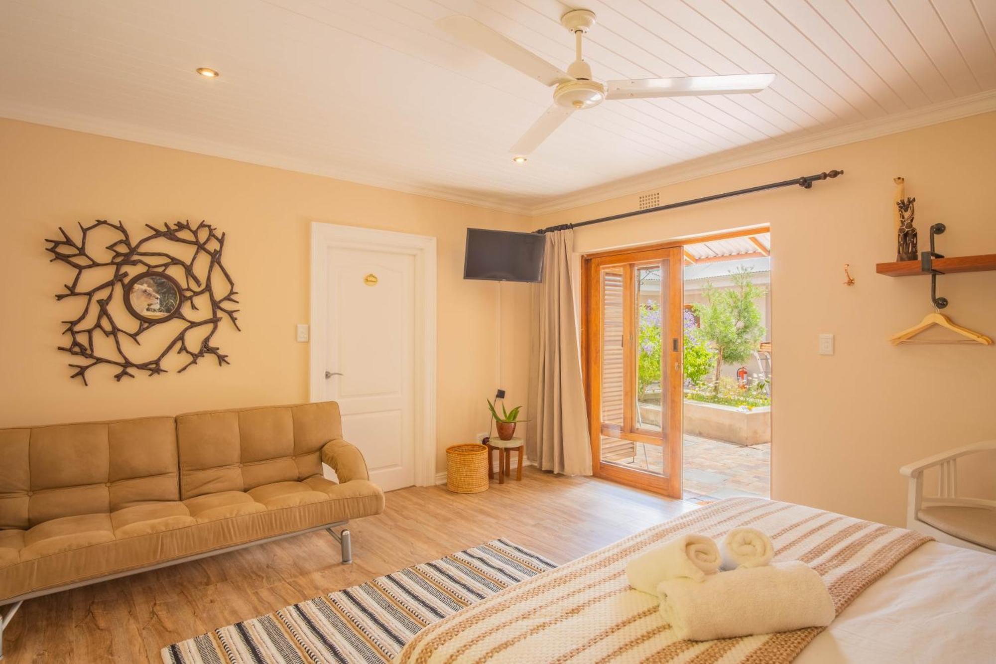 קניסנה Bwhale Guest House B&B חדר תמונה